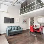 Lucrezia Apartment by Firenze Prestige